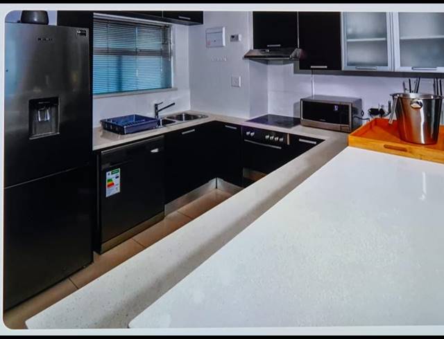 2 BEDROOM PROPERTY TO RENT IN CLAREMONT